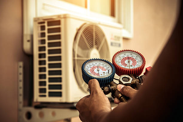 Professional Hvac technician working in Hershey, PA